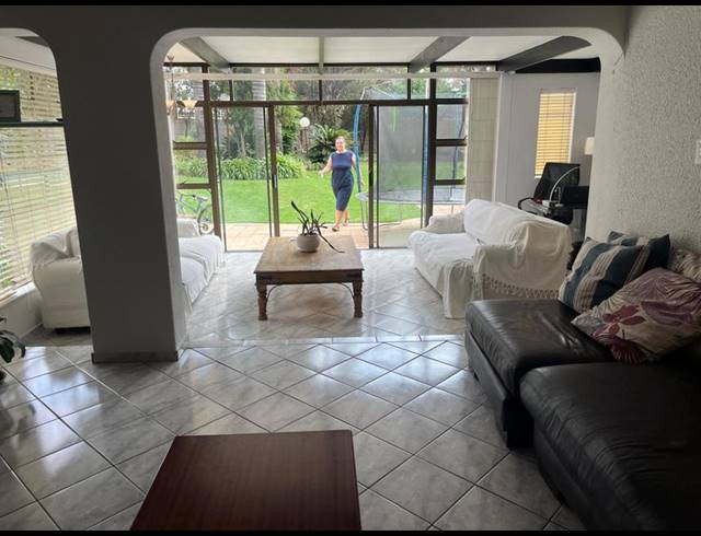 4 BEDROOM HOUSE FOR SALE IN ALBERTON NORTH